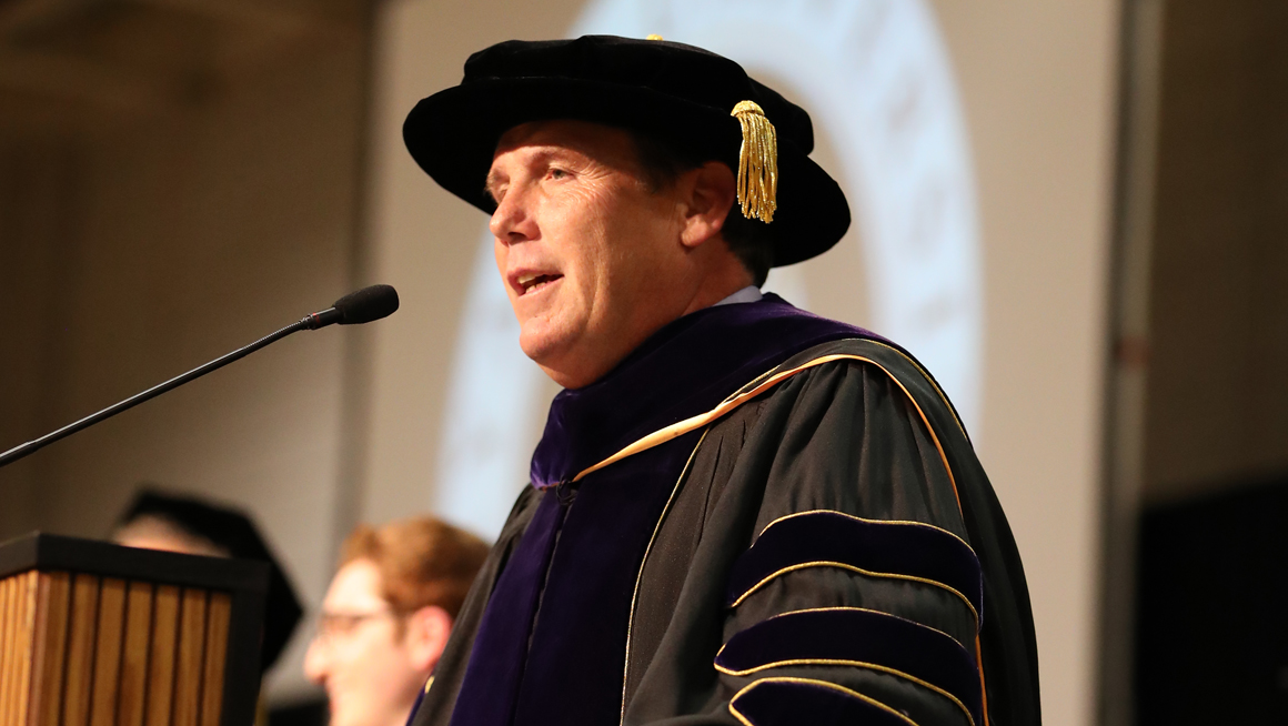 Provost speaks at Opening Convocation