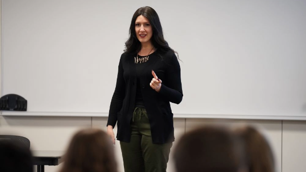 Veronica Stewart speaks with students.